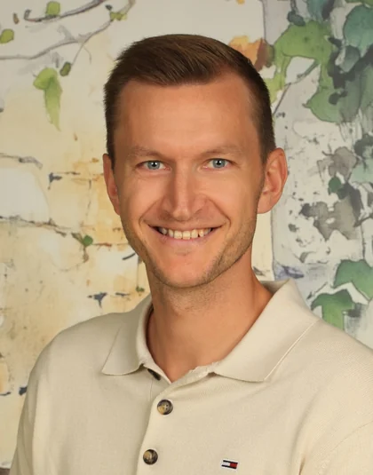 Mag. Niklas Krobath